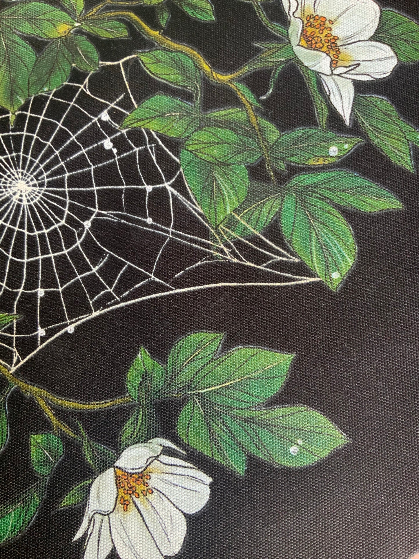 Wild roses & spider web witch tote bag coton bio black or white