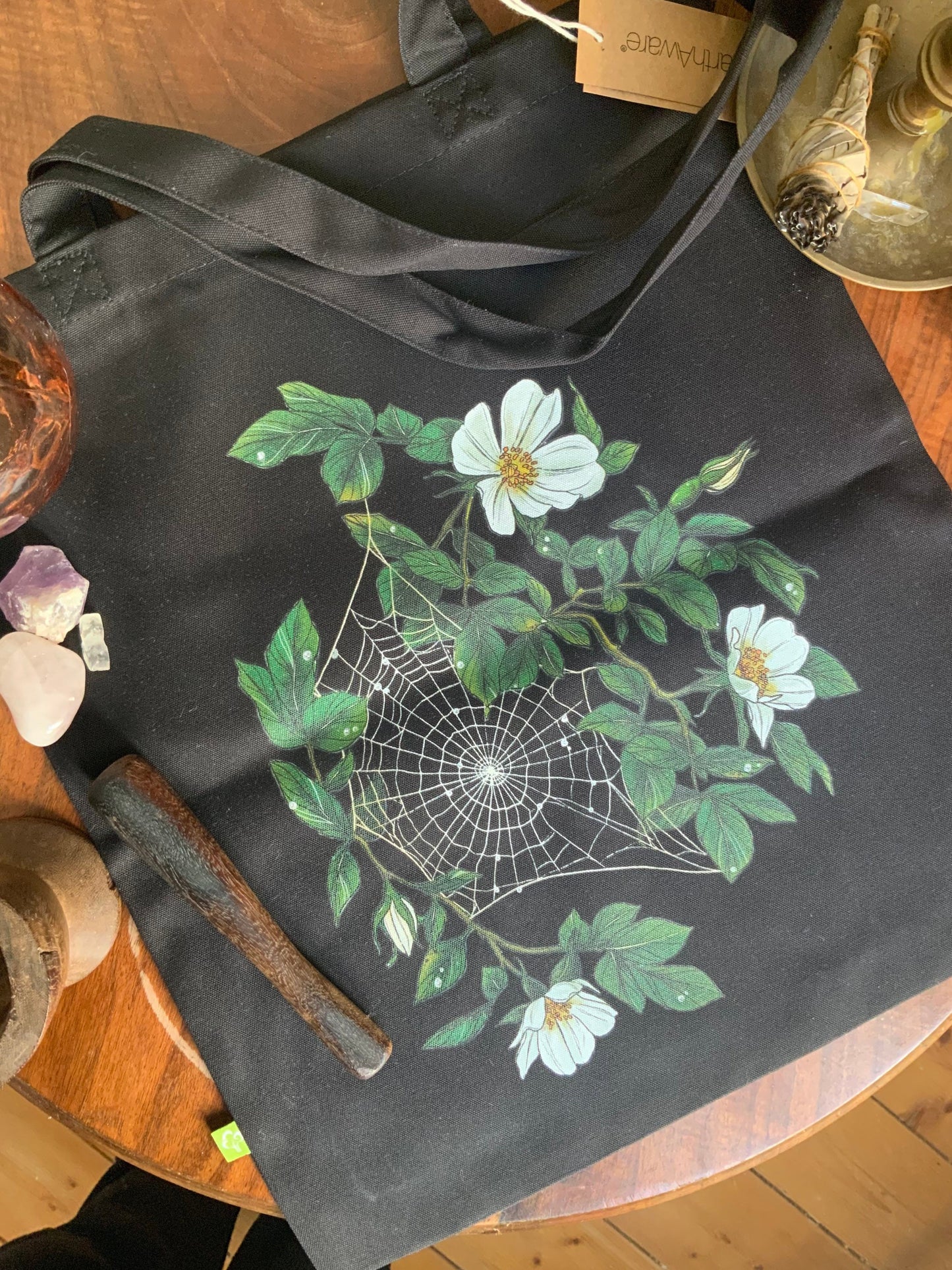 Wild roses & spider web witch tote bag coton bio black or white