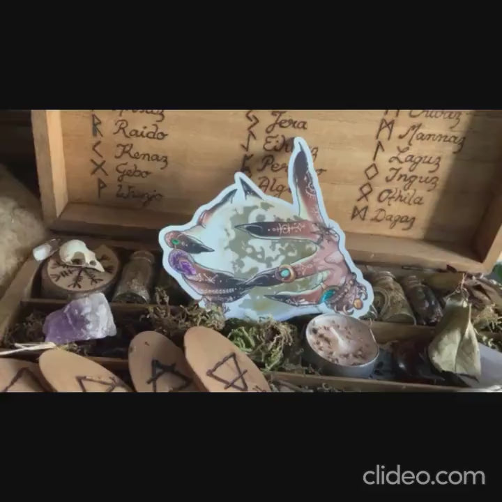 Moon holder witch metallic gold sticker