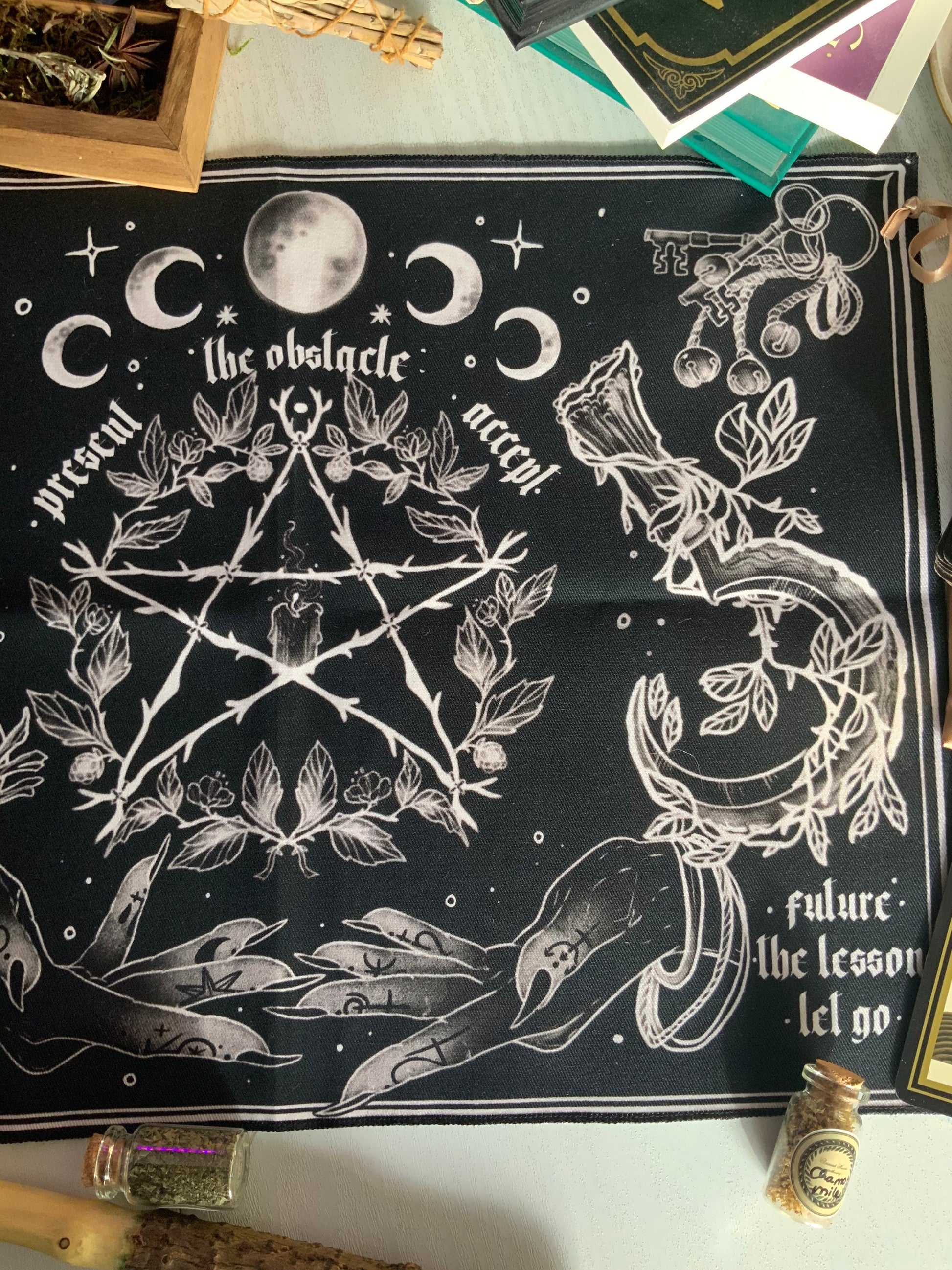 Witch tarot reading cloth